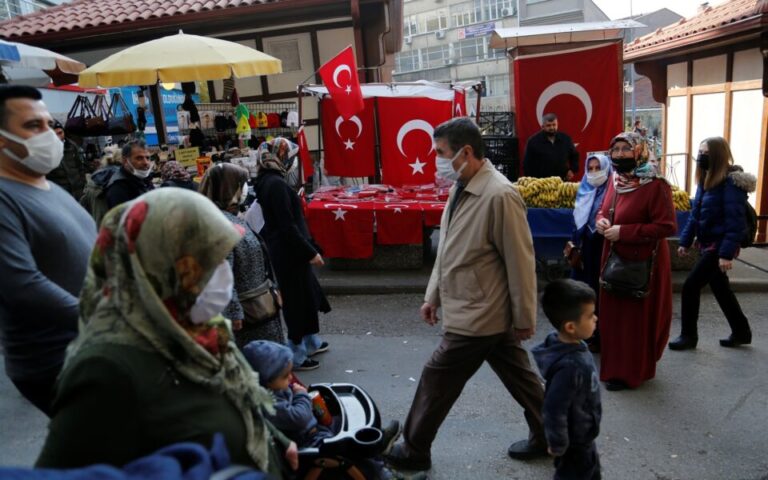 Τουρκία: Δεν έχει τέλος η πτώση της λίρας