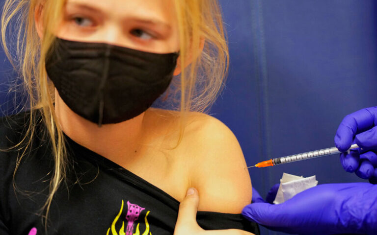 «Αξίζει το ρίσκο να εμβολιάσουμε τα παιδιά μας; Ναι χωρίς δεύτερη σκέψη»