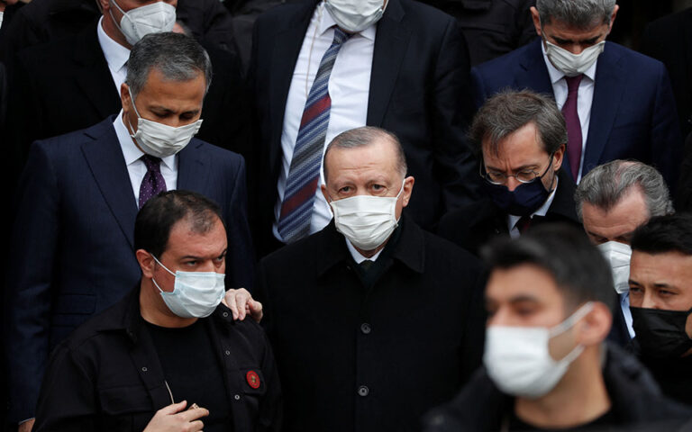 Η δοκιμαζόμενη οικονομία της Τουρκίας και οι απειλές κατά της Ελλάδας