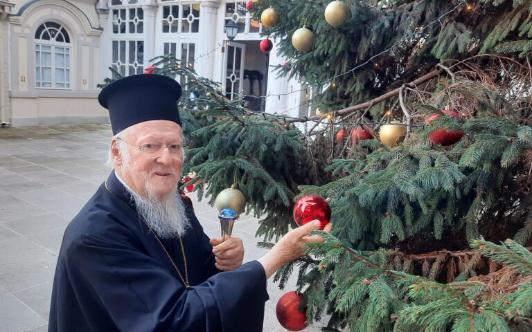 Οι ευχές του Οικουμενικού Πατριάρχη για τα Χριστούγεννα μέσω της «Κ»