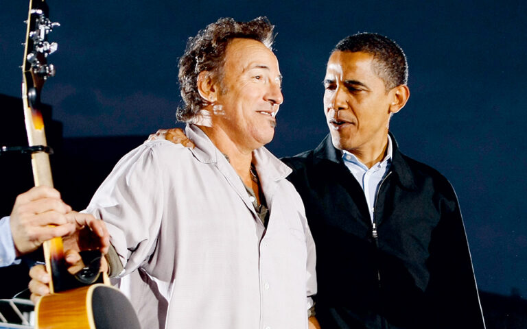 Μία από τις πολλές συναυλίες που έδωσε ο Μπρους Σπρίνγκστιν για τον Μπαράκ Ομπάμα, τον καιρό που ο τελευταίος ήταν πρόεδρος των Ηνωμένων Πολιτειών της Αμερικής. Τους δύο άνδρες συνδέει φιλία χρόνων.