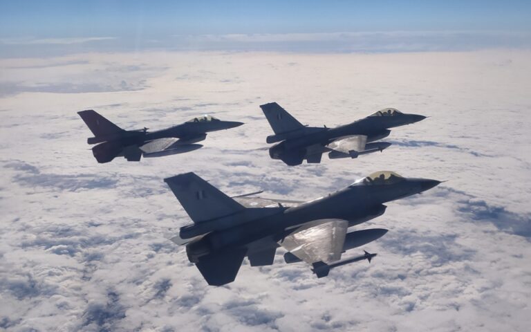 Πολεμική Αεροπορία: Ελληνικά F-16 στον ισπανικό ουρανό (εικόνες)