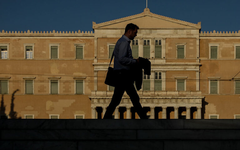 Δημοσκόπηση Alco: Στις 11,5 μονάδες η διαφορά ΝΔ-ΣΥΡΙΖΑ, σε τροχιά ανόδου το ΚΙΝΑΛ