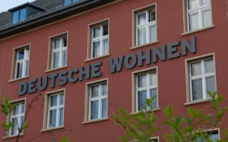 Η Κωνσταντίνα Κανελλοπούλου και ο Λαρς Ουρμπάνσκι τοποθετήθηκαν συν-διευθύνοντες σύμβουλοι στη γερμανική κατασκευαστική εταιρεία Deutsche Wohnen.