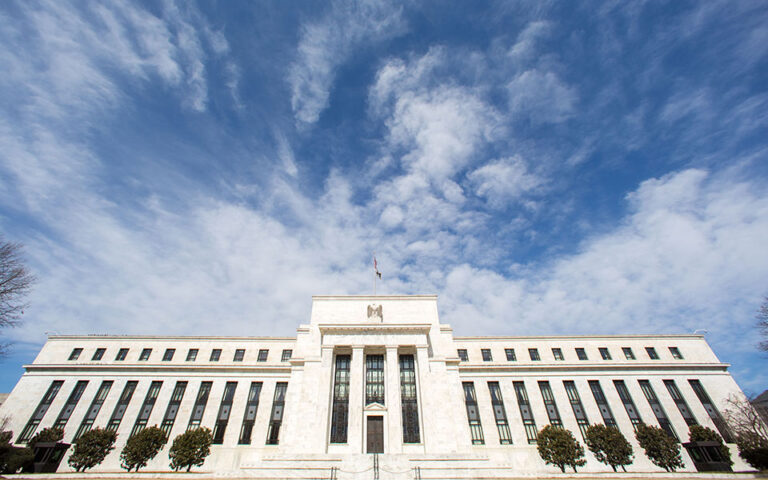 Η επιστροφή Fed και ΕΚΤ στην κανονικότητα