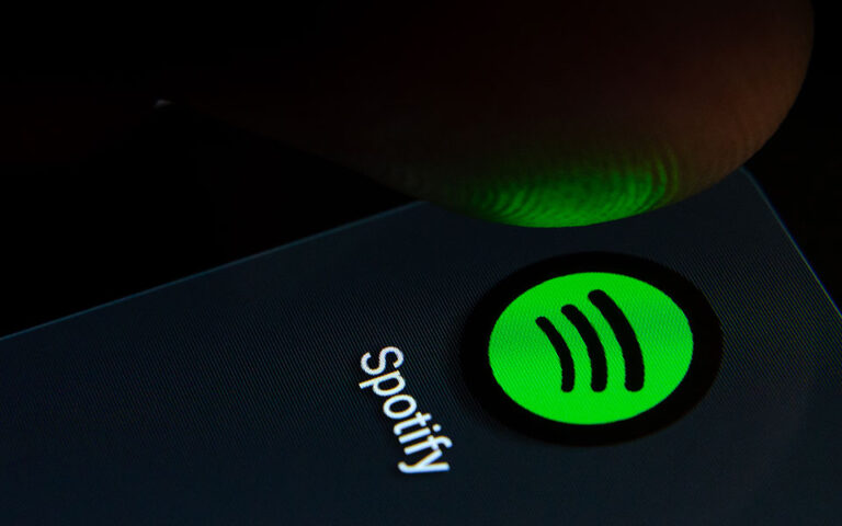 Τζο Ρόγκαν για την αντιπαράθεση στο Spotify: «Δεν προσπαθώ να προωθήσω παραπληροφόρηση»