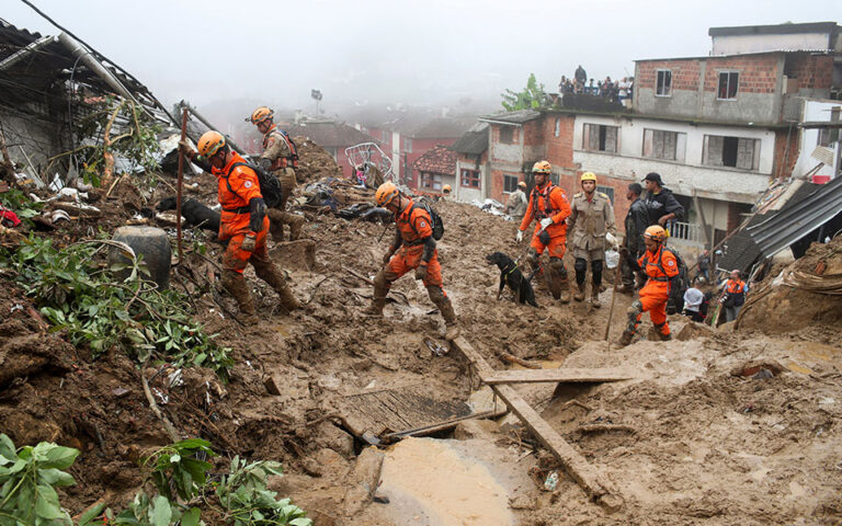 Βραζιλία: Στους 94 οι νεκροί από τις πλημμύρες και τις κατολισθήσεις