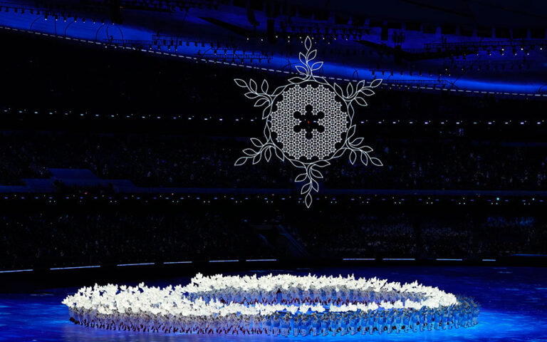 Χειμερινοί Ολυμπιακοί Αγώνες: Το «ταξίδι» μιας χιονονιφάδας στην Τελετή Έναρξης