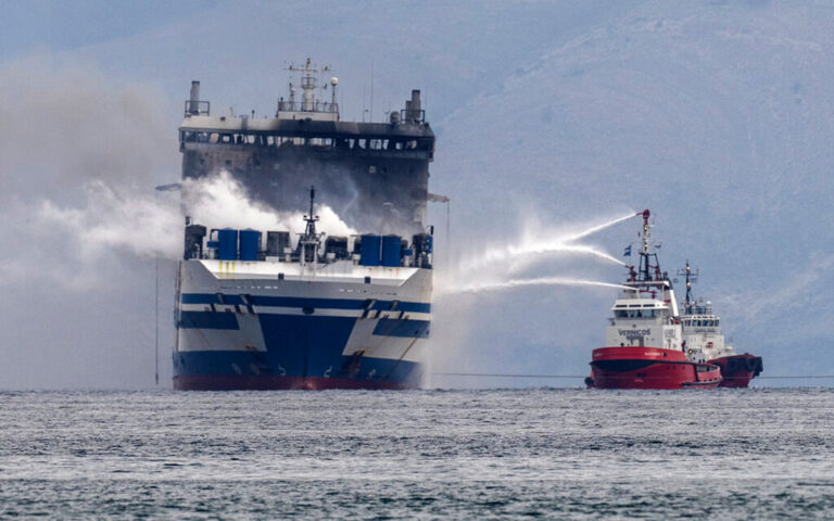 Euroferry Olympia: Μεταφέρεται στο λιμάνι του Αστακού Αιτωλοακαρνανίας
