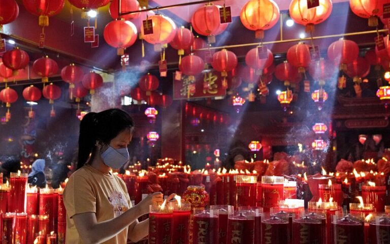 Κινεζική Πρωτοχρονιά: Εορτασμοί σε Κίνα, Άπω Ανατολή και αλλού (εικόνες)
