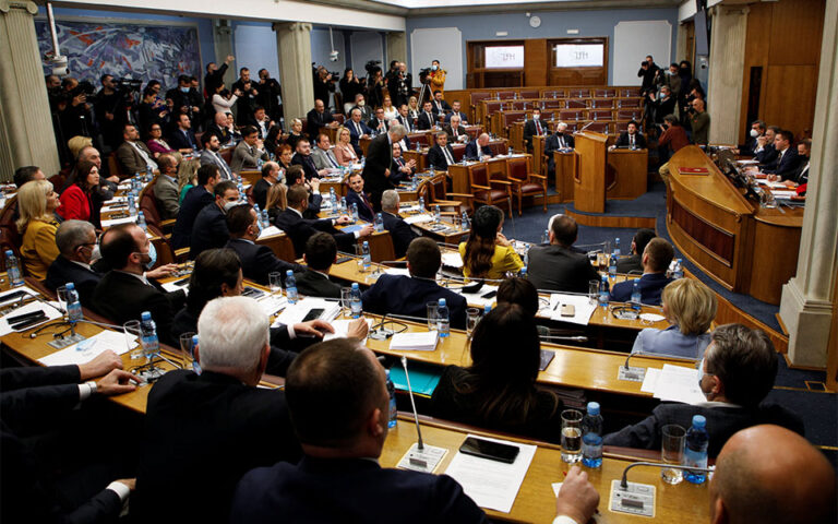 Μαυροβούνιο: Υπερψηφίστηκε στη βουλή η πρόταση μομφής κατά της κυβέρνησης