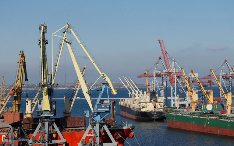 Προειδοποίηση για νάρκες γύρω από λιμάνια της Ουκρανίας