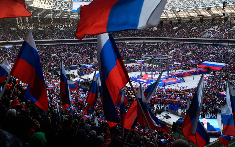 BBC: Πιέσεις σε Ρώσους δημοσίους υπαλλήλους για να παρευρεθούν στη φιέστα Πούτιν στο στάδιο Λουζνίκι