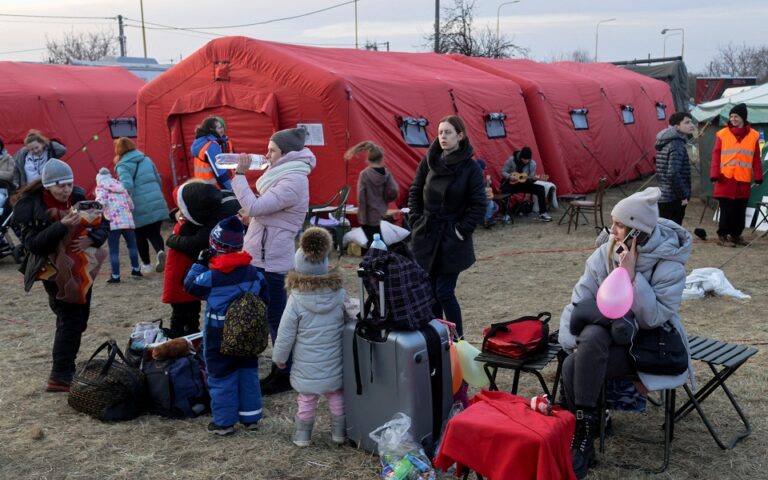 Ουκρανία: Πάνω από ένας στους πέντε πολίτες έχει φύγει στο εξωτερικό