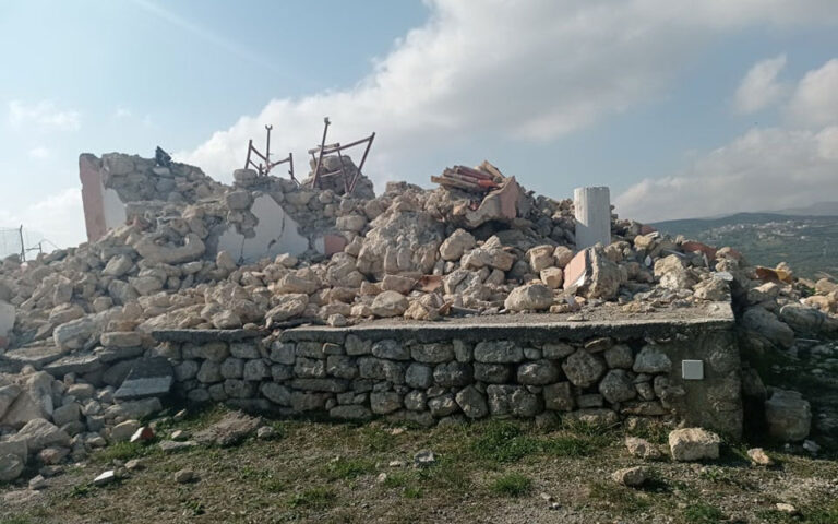 Κρήτη: Θεμέλιος λίθος για το εκκλησάκι του Προφήτη Ηλία που κατέρρευσε από το σεισμό