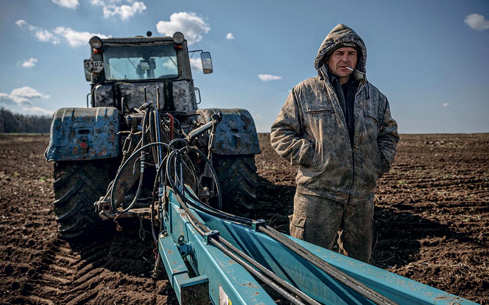 Όλα για τη σοδειά: Οι επίμονοι αγρότες της Ουκρανίας-5