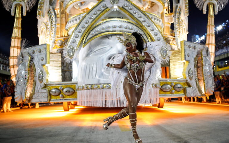 Ρίο ντε Τζανέιρο: Πρώτο καρναβάλι έπειτα από δύο χρόνια πανδημίας