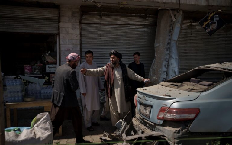 Αφγανιστάν: Αιματηρή έκρηξη παγιδευμένου αυτοκινήτου στη Χεράτ