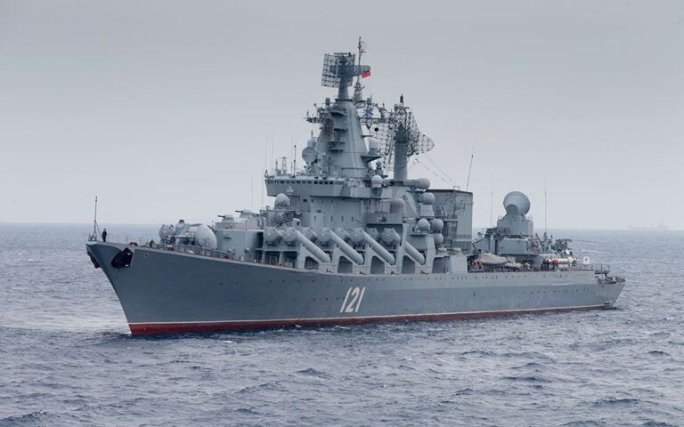 Moskva: Το ρωσικό ναυτικό έχασε ένα καταδρομικό και την υπερηφάνειά του – «Αναδεικνύονται οι αδυναμίες»