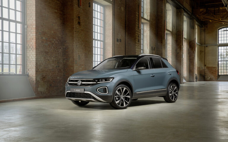 To VW T-Roc ανανεώθηκε εκ βάθρων