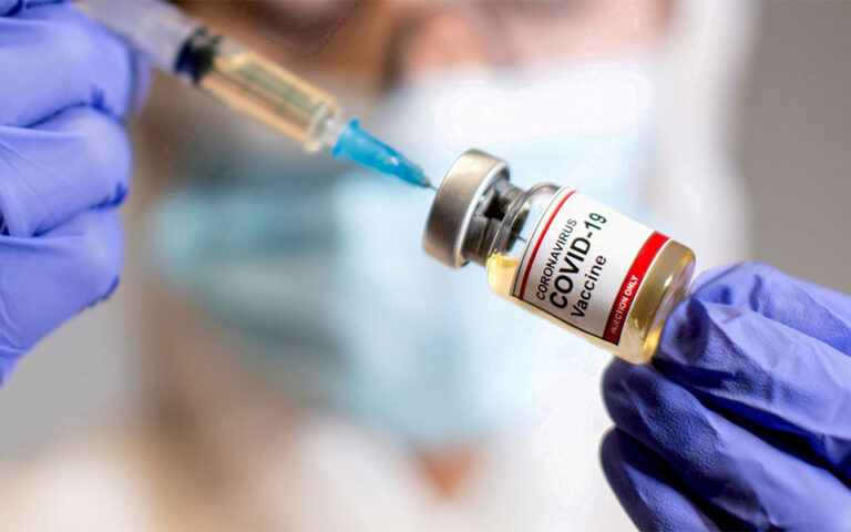 Κορωνοϊός – Εμβόλια: Δεν συνδέονται με εκ γενετής ελαττώματα, δείχνει μελέτη