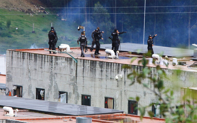 Ισημερινός: Τουλάχιστον 20 νεκροί από ταραχές στη φυλακή Ελ Τούρι