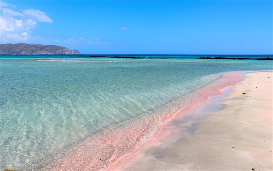 Επτά ελληνικές παραλίες στη λίστα του Guardian με τις 40 καλύτερες στην Ευρώπη-2
