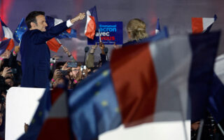 Γαλλία: Για τον Μακρόν, τα δύσκολα μόλις αρχίζουν-2