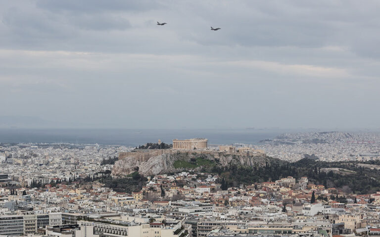 «Ηνίοχος 2022»: Μαχητικά αεροσκάφη σήμερα πάνω από την Ακρόπολη