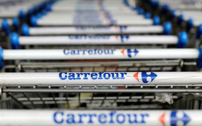 Carrefour: Σε τουριστικές περιοχές τα πρώτα καταστήματά της