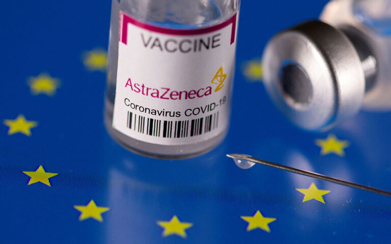 AstraZeneca: Εγκρίθηκε το εμβόλιο κατά του κορωνοϊού ως τρίτη δόση στην Ε.Ε.