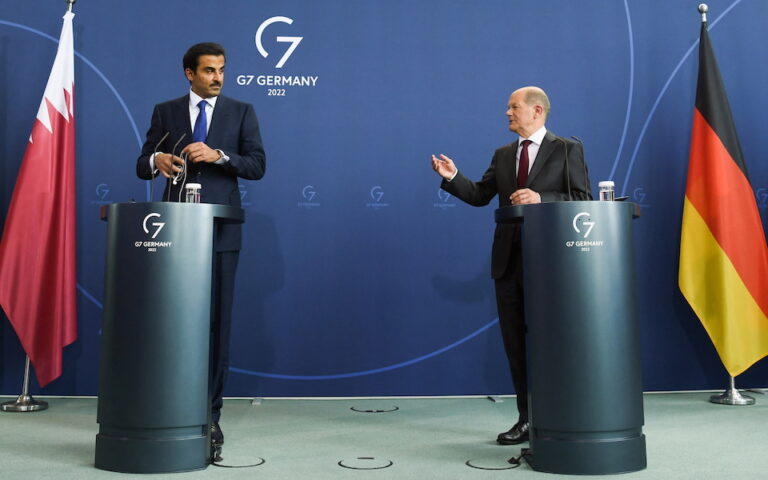 Γερμανία – Κατάρ: Κατέληξαν σε συμφωνίες για ενεργειακή συνεργασία και προμήθειες LNG