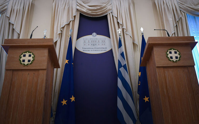ΥΠΕΞ: Η Ελλάδα χαιρετίζει την απόφαση Φινλανδίας και Σουηδίας να ενταχθούν στο ΝΑΤΟ