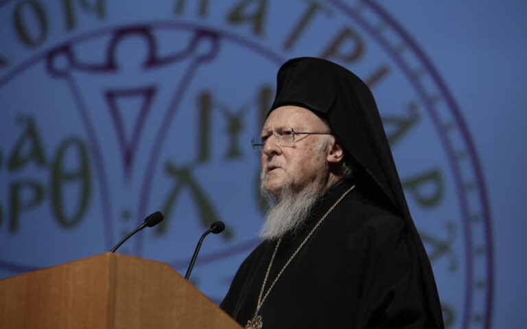 Βαρθολομαίος: Η ρωσική Εκκλησία «μας απογοήτευσε» με τη στάση της απέναντι στην εισβολή