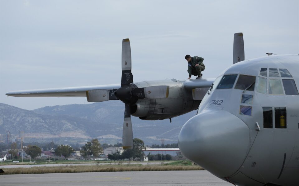 Το χρονικό της καθήλωσης των μεταγωγικών C-130