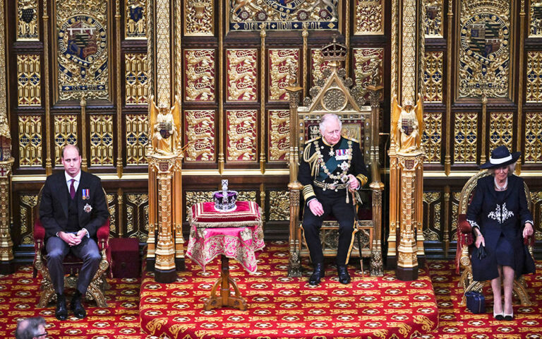 Πρίγκιπας Κάρολος: Πρόβα βασιλικών καθηκόντων