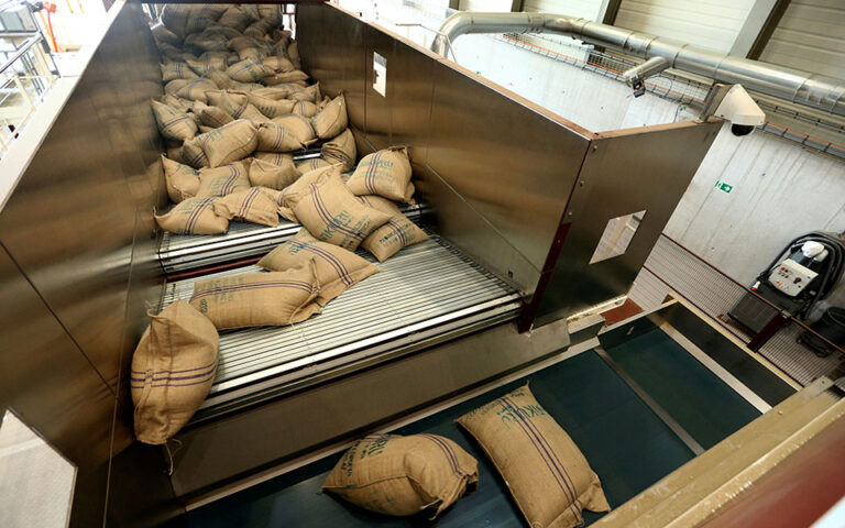 Ελβετία: Πάνω από 500 κιλά κοκαΐνης βρέθηκαν σε κοντέινερ με κόκκους καφέ