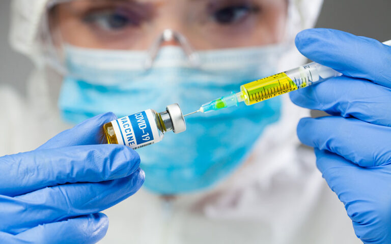 Κορωνοϊός: Και οι πλήρως εμβολιασμένοι μπορούν να εμφανίσουν μακρά Covid-19