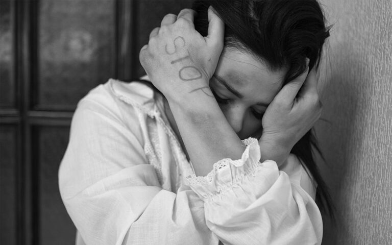 Ηράκλειο: Μητέρα και σύντροφος στη φυλακή για την κακοποίηση τεσσάρων παιδιών