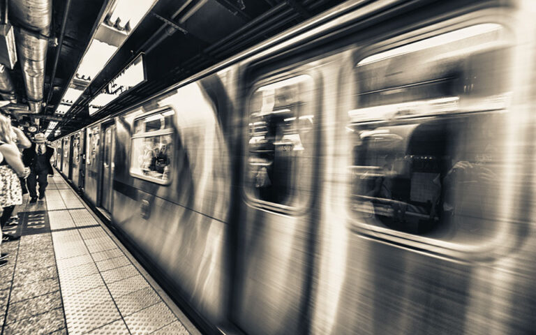 ΗΠΑ: Ένοπλος σκότωσε έναν 48χρονο επιβάτη στο μετρό της Νέας Υόρκης