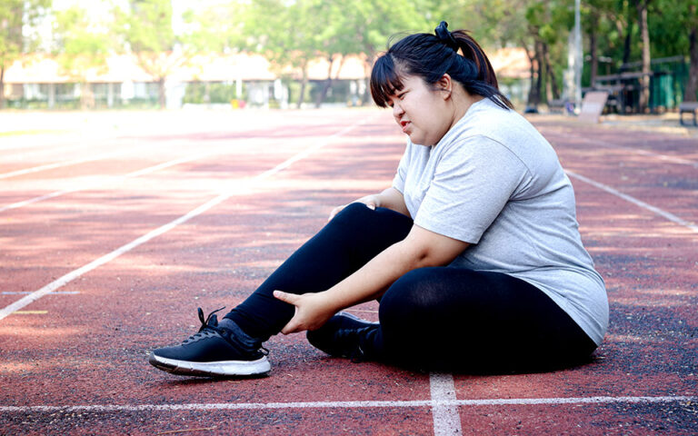 Έρευνα: Αυξημένος ο κίνδυνος καταγμάτων για τις παχύσαρκες γυναίκες και για τους πολύ αδύνατους άνδρες