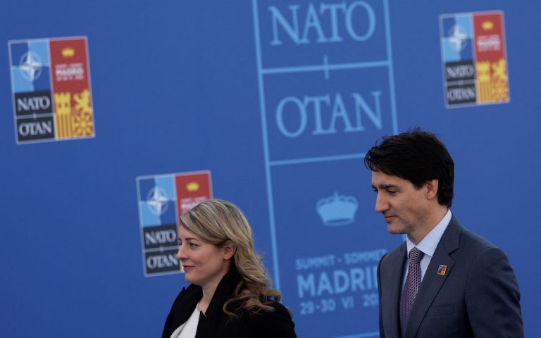 Καναδάς: Ενισχύει τη διπλωματική και στρατιωτική παρουσία του στην Ευρώπη