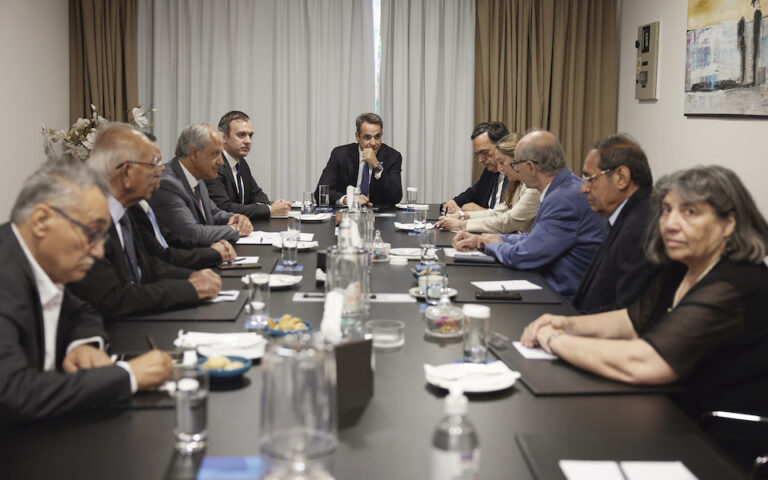 Κύπρος: Συνάντηση Μητσοτάκη με εκπροσώπους Κατεχομένων Δήμων και Κοινοτήτων