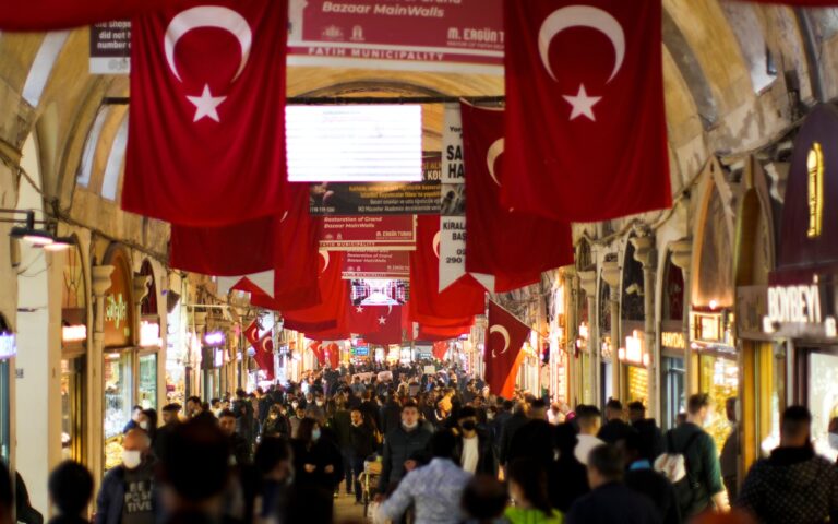 Τουρκία: Εκτινάχθηκε στο 73,5% ο πληθωρισμός τον Μάιο