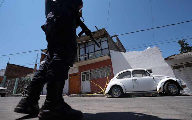 Μεξικό: «Ληστεία του αιώνα» – Πρωτοφανής κλοπή εμπορευματοκιβωτίων με χρυσό και χρήματα