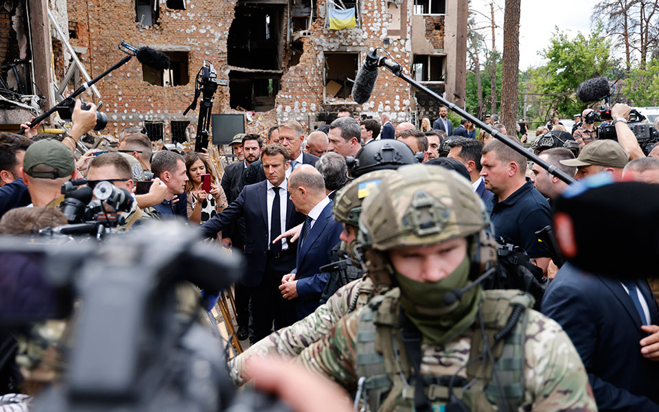 Κίεβο: Στο Ιρπίν Μακρόν, Σολτς και Ντράγκι – «Η Ουκρανία πρέπει να αντισταθεί και να κερδίσει»-3