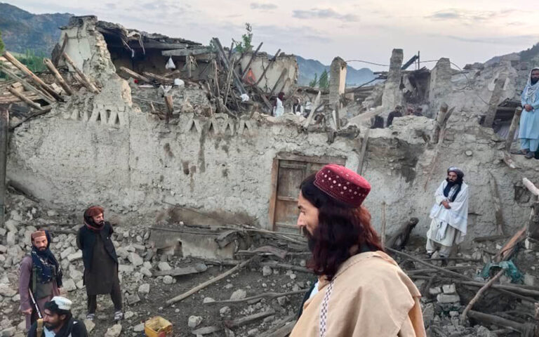Τραγωδία στο Αφγανιστάν: Τουλάχιστον 1.000 νεκροί από τον σεισμό των 6,1 Ρίχτερ