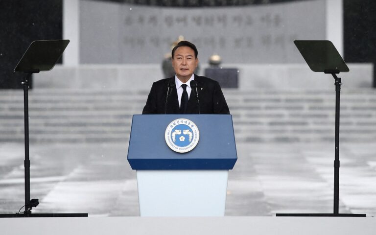 Νότια Κορέα: Απειλή για την παγκόσμια ειρήνη βλέπει ο πρόεδρος Γιουν Σοκ-γελ στα προγράμματα της Βόρειας Κορέας