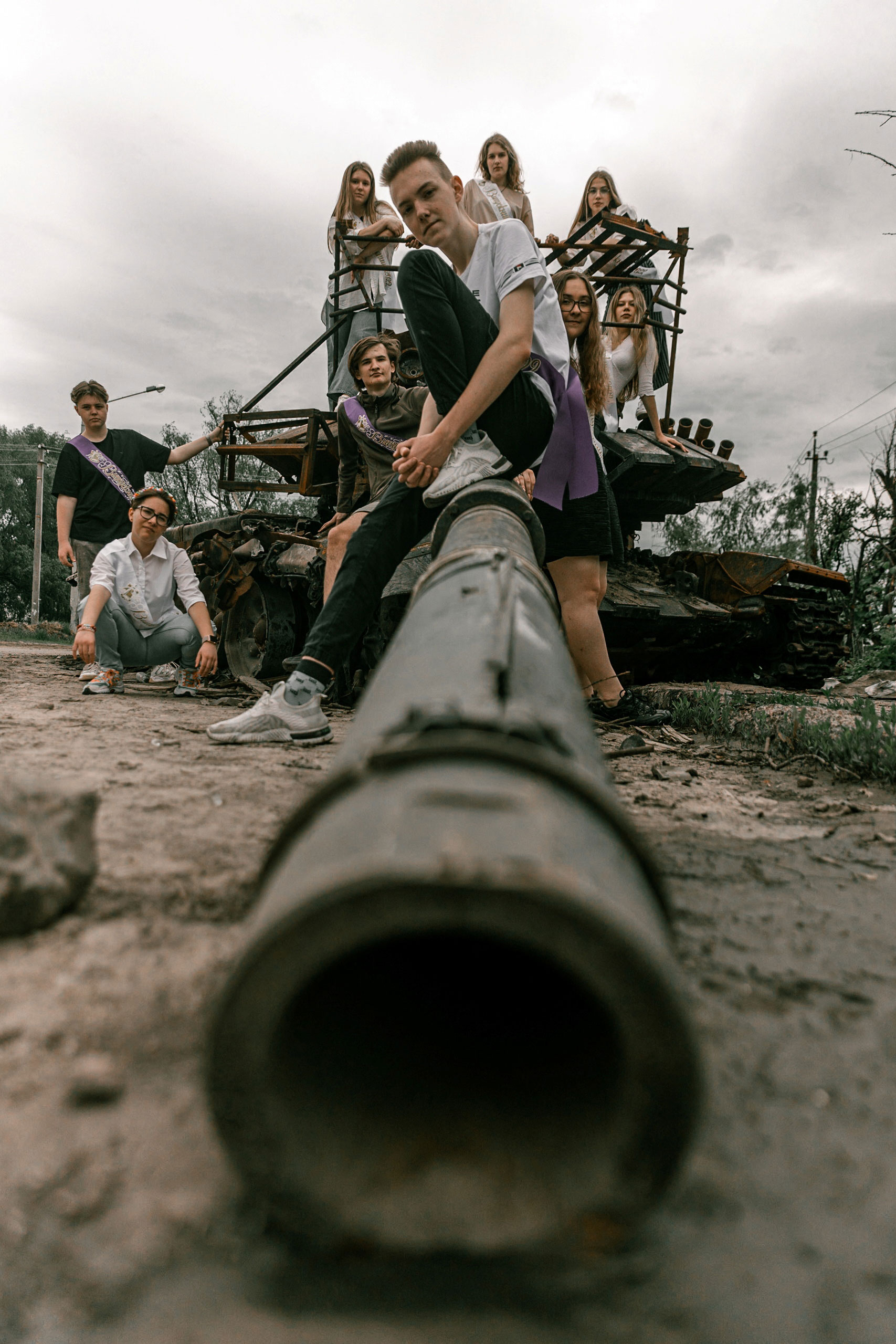 Ουκρανία: Αποφοίτηση μέσα από τα απομεινάρια του πολέμου (φωτογραφίες)-12