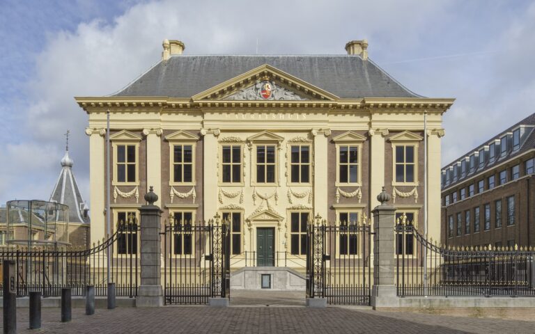 Μουσείο Mauritshuis: Συνομιλία με το σκοτεινό παρελθόν